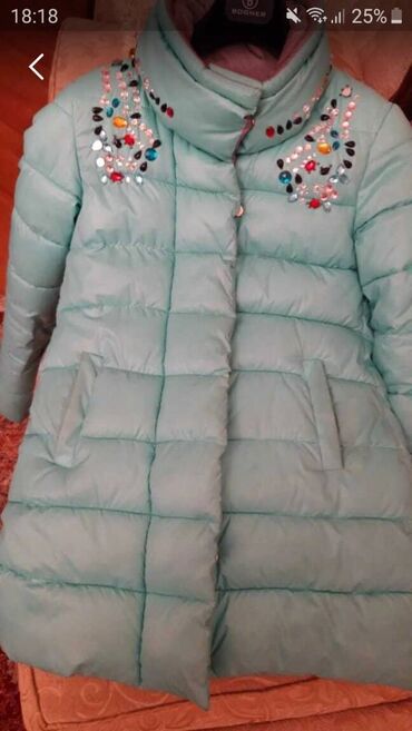 Kurtkalar: Çox gozel ve orijinal achiq mavi (mint color) rengde kurtka-bolonka. L