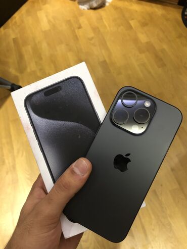 ayfon x satiram: IPhone 15 Pro, 128 GB, Qara