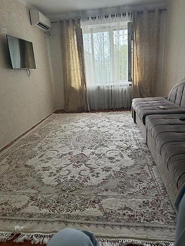 квартиры за городом: 1-комнатная квартира в пятиэтажном доме, фасад с активной торговой — 6