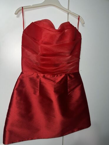 top na jedno rame: S (EU 36), color - Red, Evening, Without sleeves