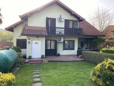 Kuće na prodaju: 252 kv. m, 5 soba — 3