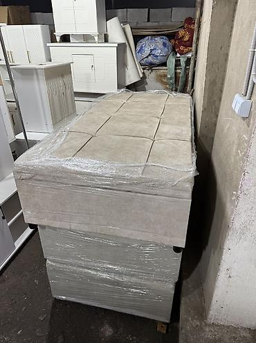 Кровати: Односпальная кровать, Новый, С мягкой обивкой, длина - 220 см — 4