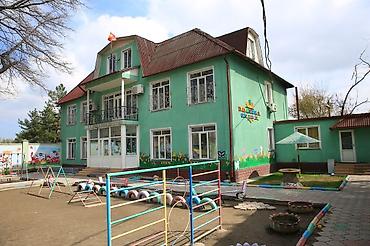 хостел сдаю: Сдается здание под офис в районе Гоина. 400кв 8 соток. Отопление газ — 1