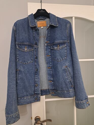 джинсовая куртка на меху: Куртка M (EU 38), цвет - Голубой