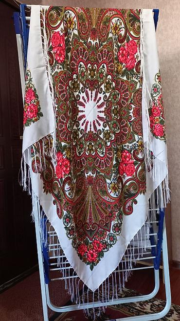 большой платок: Платки шерстяные с шелковой бахромой - Производитель: Платочная — 5