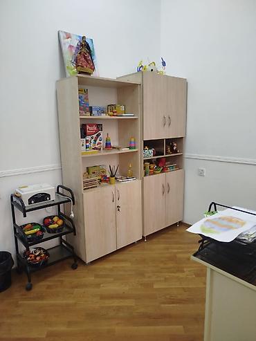 reception stolu satilir: Tecilir satilir ofis mebeli. 1-2gunə cixmalidi — 2