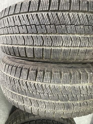 Шины 225 / 60 / R 17, Зима, Б/у, Пара, Легковые, Япония, Bridgestone at lalafo.kg Шины 225 / 60 / R 17, Зима, Б/у, Пара, Легковые, Япония, Bridgestone