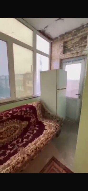 Otaqların uzunmüddətli kirayəsi: 🏡 Bakıxanovda geniş ev satılır Ünvan: Əhmədbəy Ağayev küçəsi 41/45 — 15