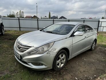 мес сешка: Hyundai Sonata: 2011 г., 2 л, Автомат, Газ, Седан