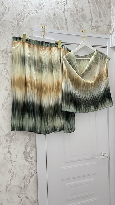 Блузки: Одежда, покупала в Италии/Дубаи, размеры от 48 до 58, новое и б/у,фото — 38