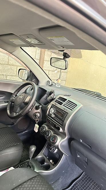 a8 d2: Toyota Ist: 2010 г., 1.8 л, Автомат, Бензин — 5