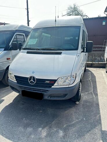 Коммерческий транспорт: Автобус, Mercedes-Benz, 2002 г., 2.2 л, до 15 мест