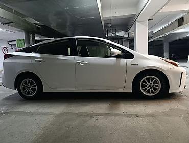 Toyota: Toyota Prius: 2021 г., 1.8 л, Автомат, Гибрид, Хетчбек — 6