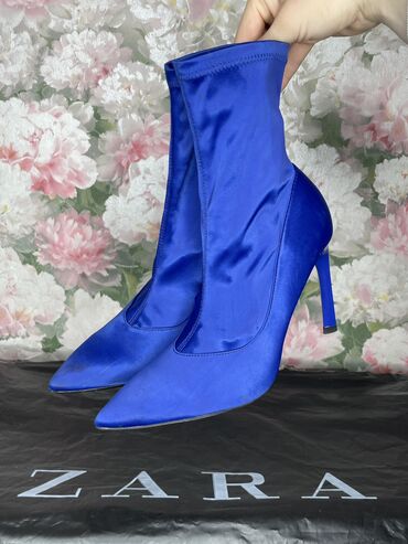 nepromocive cizme office shoes: Gležnjače, Zara, 36