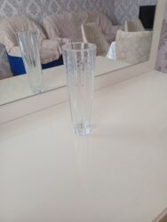 Güzgülər: Bir vaza, Xrustal lalafo.az -da Güzgülər: Bir vaza, Xrustal