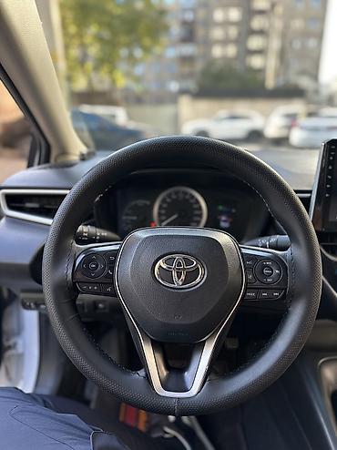 Toyota: Toyota Corolla: 2022 г., 1.8 л, Автомат, Гибрид, Седан — 11