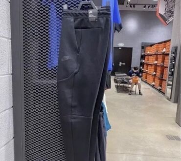 белые льняные брюки мужские: Мужские брюки, M (EU 38), Nike, Новый, цвет - Черный, Бесплатная доставка