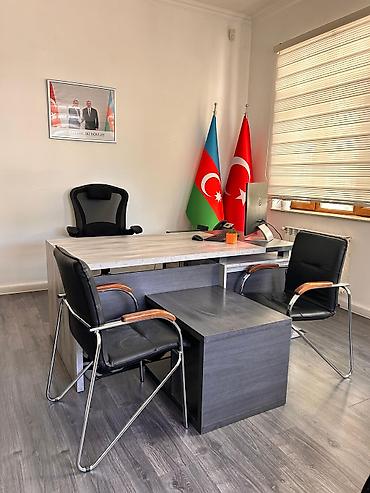 İşlənmiş, Müdir üçün, Dördbucaq masa