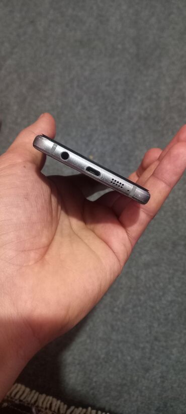 Samsung: Samsung Galaxy A3 2016, rəng - Qara, Qırıq — 1