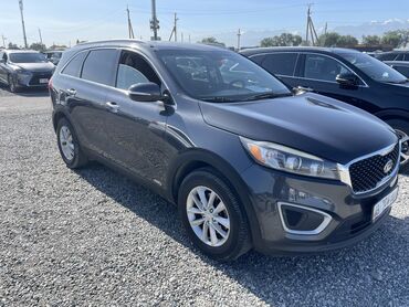 срочно в связи с переездом: Kia Sorento: 2017 г., 2.4 л, Автомат, Бензин, Кроссовер