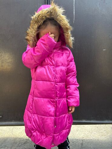 Верхняя одежда: Детские верхние одежды для девочек Б/У очень хорошем состоянии всё по — 16