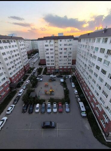 квартиры кок жаре: СРОЧНО продается 2 комнатная кв. 📍Район: Кок-Жар ⭐️Площадь: 67м2