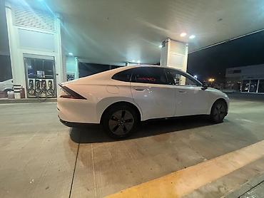 ucuz elektrikli avtomobil: Voyah 1.5 l 2024 il 70000 km — 3