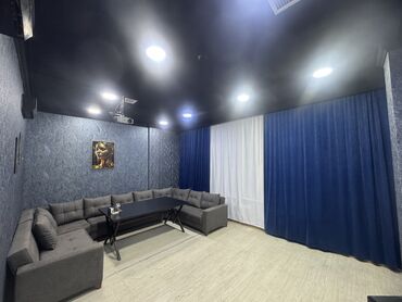 model xanim: Ofisiant tələb olunur, Kafe, Gündəlik ödəniş, İstənilən yaş, 1-2 illik təcrübə