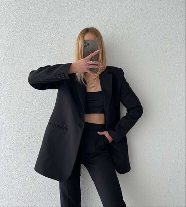 Kompleti: Takim Set 36•38•40•42 Cena 5200 Din na lalafo.rs — 4 Kompleti: Takim Set 36•38•40•42 Cena 5200 Din — 4