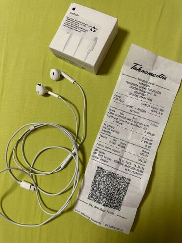 Ostalo: Potpuno nove Apple EarPods Lightning slušalice za iPhone. Kupljene