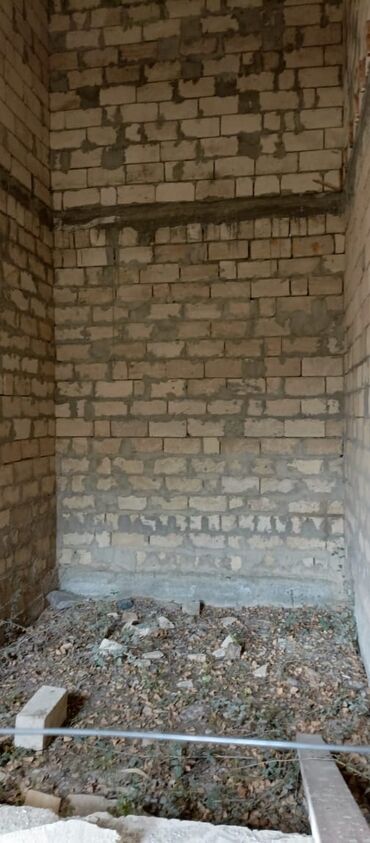 Həyət evləri və villaların satışı: 6 otaqlı, 350 kv. m, Təmirsiz — 12