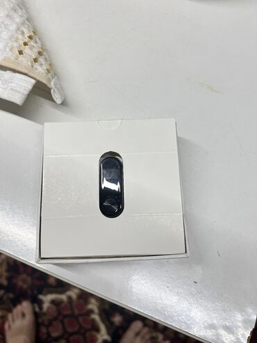 купить ми бенд 8: Фитнес-браслет Xiaomi Mi Band 4 в черном цвете. Устройство