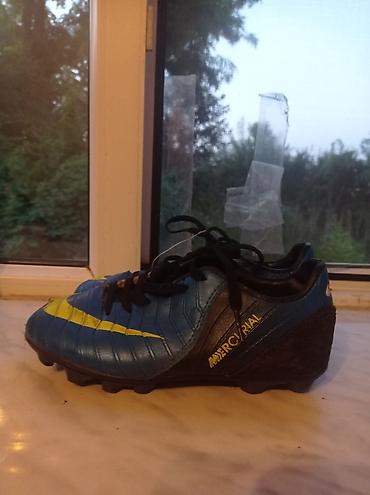 uşaq oyunları: Nike Mercurial futbol butsu — 2