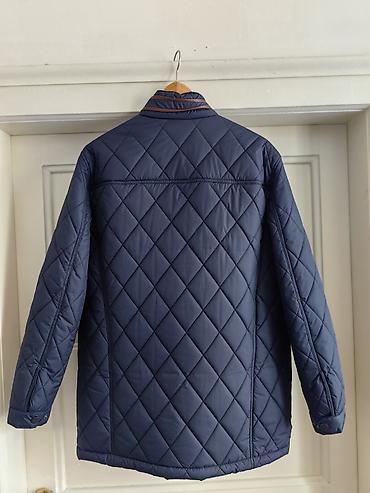 Jakne za prelazni period: Muška prošivena jakna, tamnoplave boje - Kroj: klasičan, srednje — 2