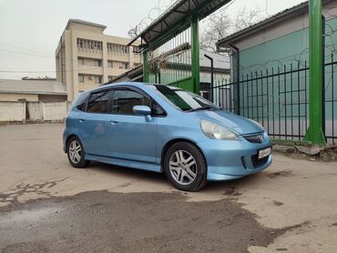 продаю honda stream: Honda Fit: 2007 г., 1.5 л, Вариатор, Бензин, Хэтчбэк