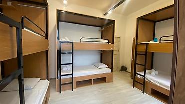 Hostel tipli yataqxana otaqları – çoxnəfərlik yerləşmə Təsvir: - — 1