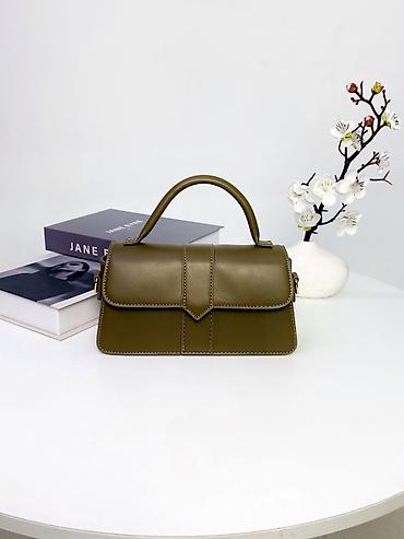 Клатчи: Белая женская сумка-клатч с геометрической стёжкой и декоративной — 24