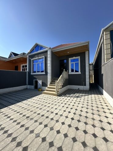 18 yaşdan aşağı iş: Мамедлы 3 комнаты, 100 м², Нет кредита, Свежий ремонт