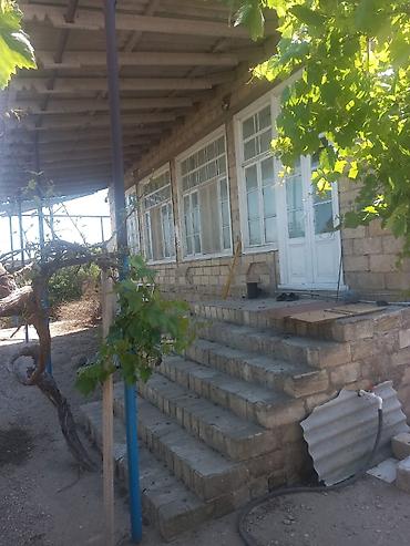 bakida ev kiraye: 100 kv. m, 3 otaqlı, Kanalizasiya, Artezian quyusu, Qaz — 1