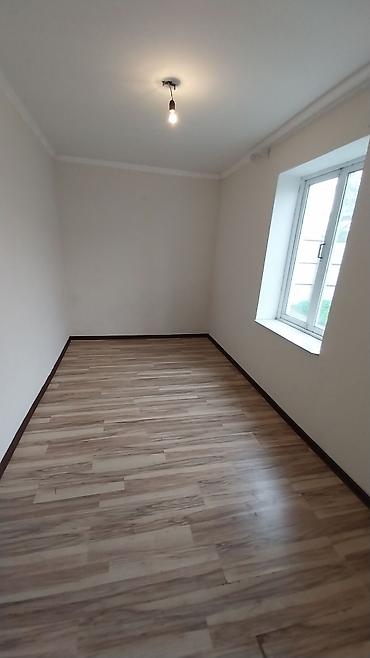 Продажа коттеджей и домов: Срочно продаю дом, с.Маевка, ул.Школьная - Переулок Веселый, участок — 10