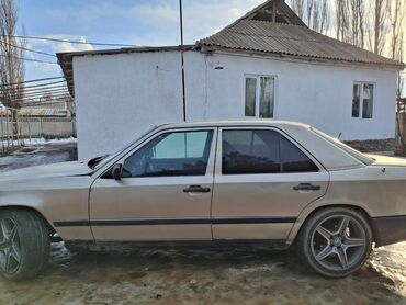 Диски: Диски R 18 Mercedes-Benz, Комплект, отверстий - 4, Б/у