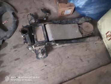 Грузовые кузова и будки: BMW — 1