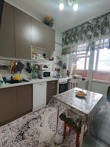 Продажа квартир: 3 комнаты, 65 м², 106 серия, 9 этаж