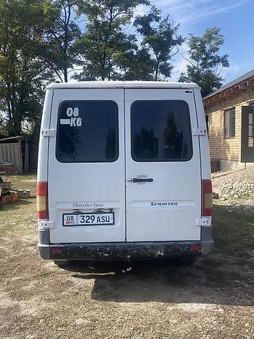подкрыльники спринтер: Mercedes-Benz Спринтер: 2001 г., 2.2 л, Механика, Дизель, Фургон — 3