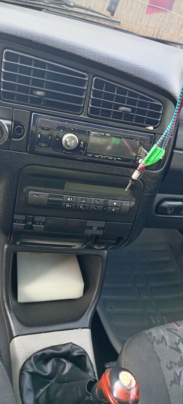 Volkswagen: Volkswagen Volksbus: 2 l | 1997 il Sedan -da lalafo.az — 4 Volkswagen: Volkswagen Volksbus: 2 l | 1997 il Sedan — 4