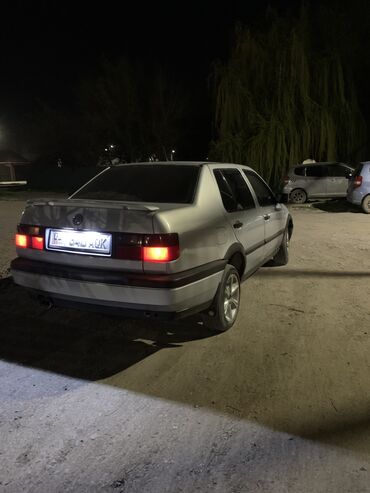 моно впрыск 1 8: Volkswagen : 1994 г., 1.8 л, Механика, Бензин, Седан