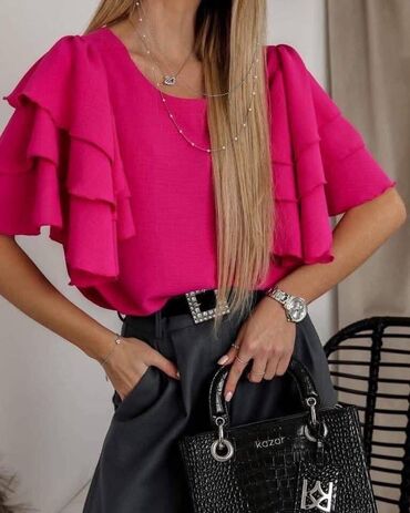 bluze i tunike: Bluza
Cena 1500 dinara 
ba
