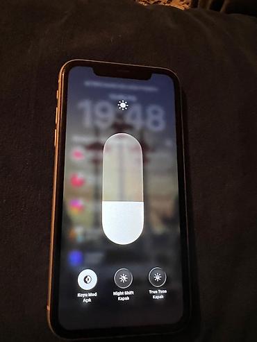 Apple iPhone: IPhone 11, Qara, Face ID — 4