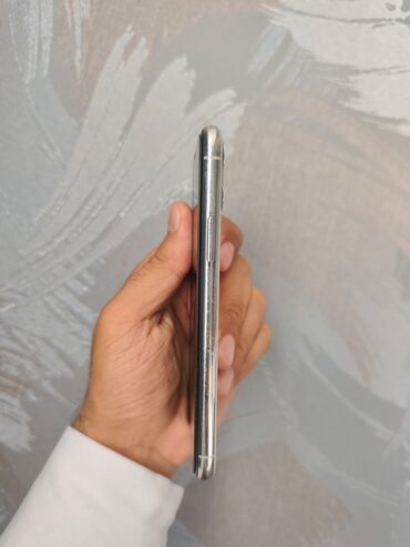 Apple iPhone: IPhone 11 Pro, Gümüşü, Face ID — 11