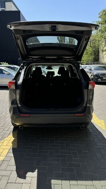 Toyota: Toyota RAV4: 2019 г., 2.5 л, Автомат, Бензин, Кроссовер — 8